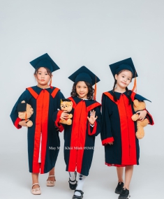 ÁO TỐT NGHIỆP CẤP TIỂU HỌC GIÁ RẺ