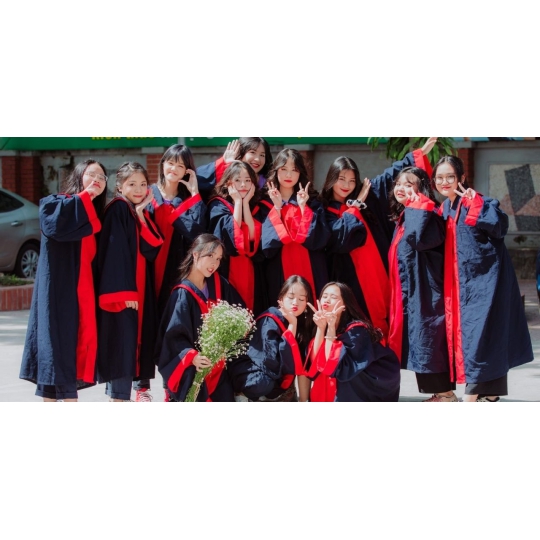 ÁO CỬ NHÂN ĐẠI HỌC GIÁ RẺ