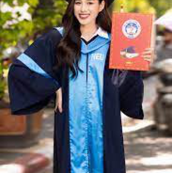 ÁO CỬ NHÂN ĐẠI HỌC GIÁ GỐC MAY TRỰC TIẾP TẠI XƯỞNG